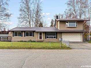 2144 Illian Ln, Anchorage, AK 99504