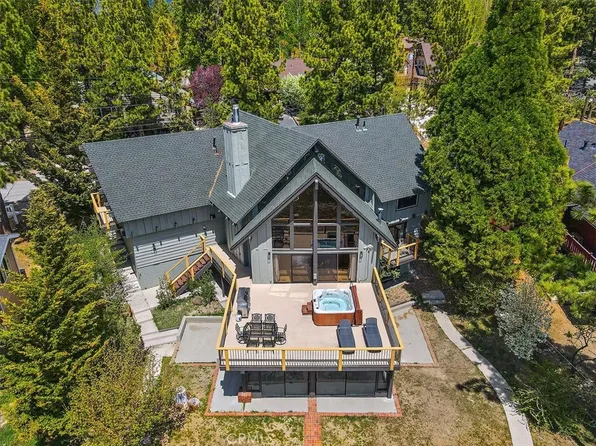 112 N Eagle Dr, Big Bear Lake, CA 92315