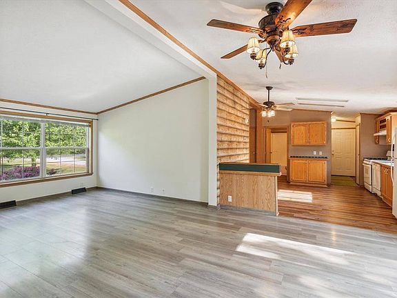 5th image of 8649 S 12th St