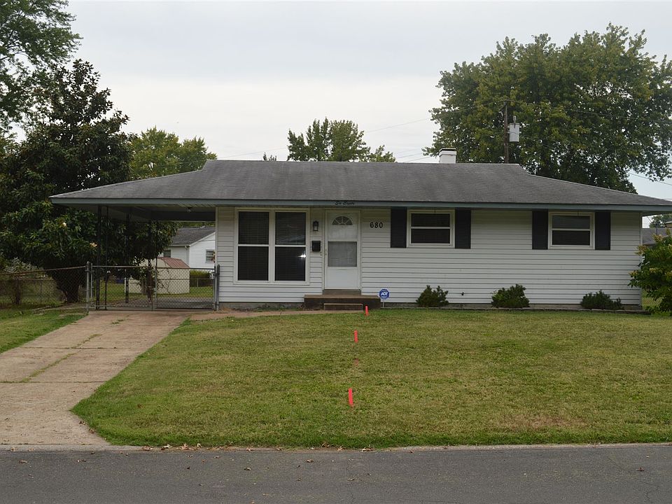 1st image of 680 Mark Twain Dr