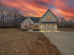 1540 Freeman Mill Rd, Suffolk, VA 23438