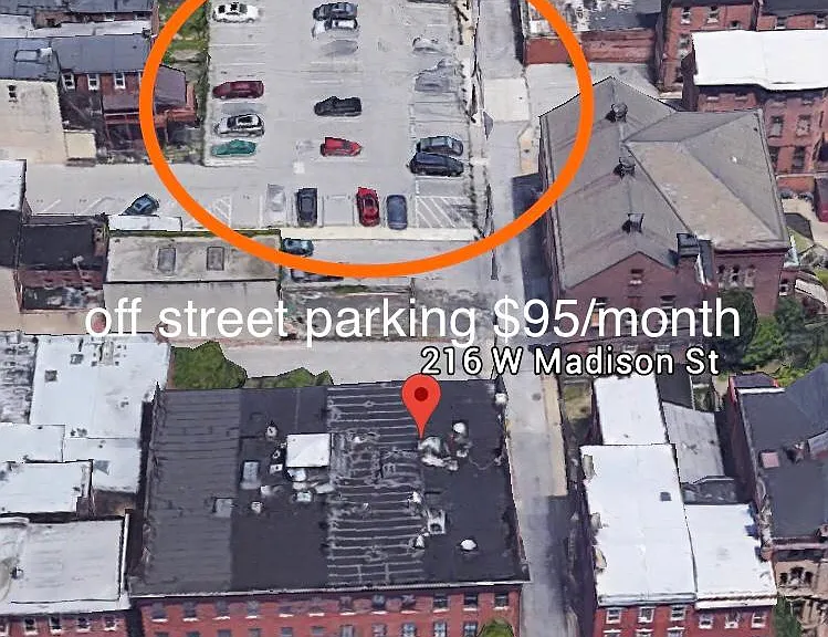 216 W Madison St #2R — Photo 15
