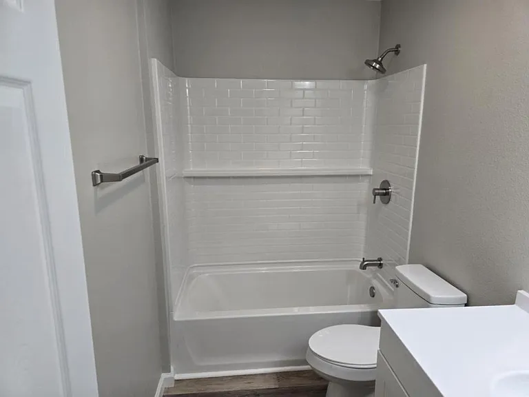 4115 W 57th St #A — Photo 10