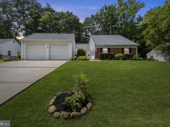 1806 Crofton Pkwy, Crofton, MD 21114