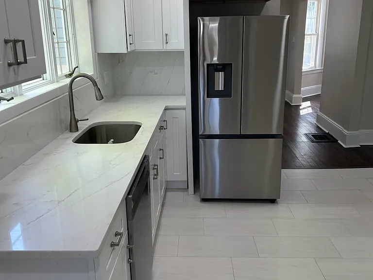 126 Grant Ave — Photo 14