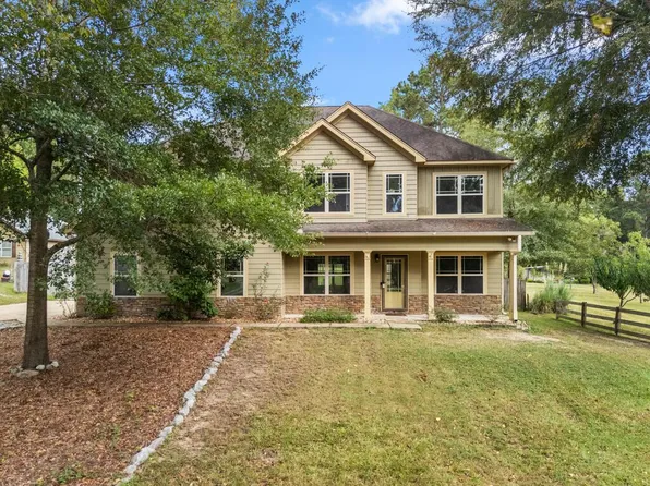 397 Owens Rd, Fort Mitchell, AL 36856