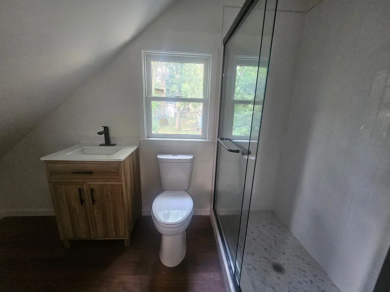 463 Cameron St SE #B — Photo 11