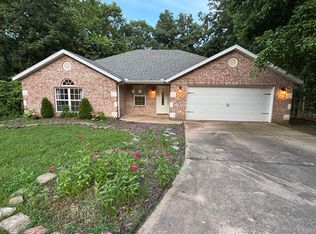 6 Hart Ln, Bella Vista, AR 72714
