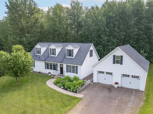 138 Parkwood Dr, Wrenshall, MN 55797