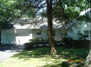 63 Nimitz Rd, Yonkers, NY 10710