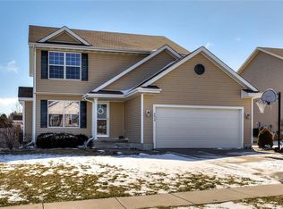 5215 NE Briarwood Dr, Ankeny, IA 50021