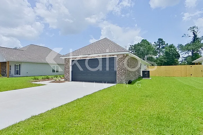 13739 Pinyon Dr — Photo 3