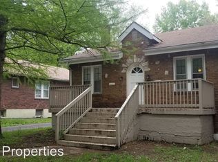 420 Hern Ave, Saint Louis, MO 63135