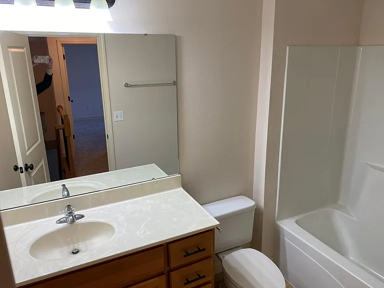 1020 Notting Hill Ct — Photo 15