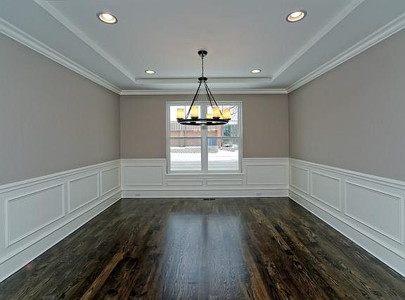 3rd image of 395 Elm Park Ave