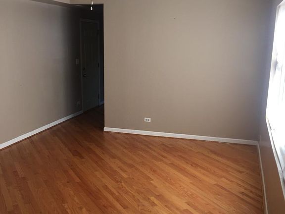 3rd image of 2705 N Leclaire Ave #2