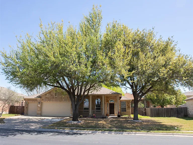2121 Settlers Park Loop — Photo 24