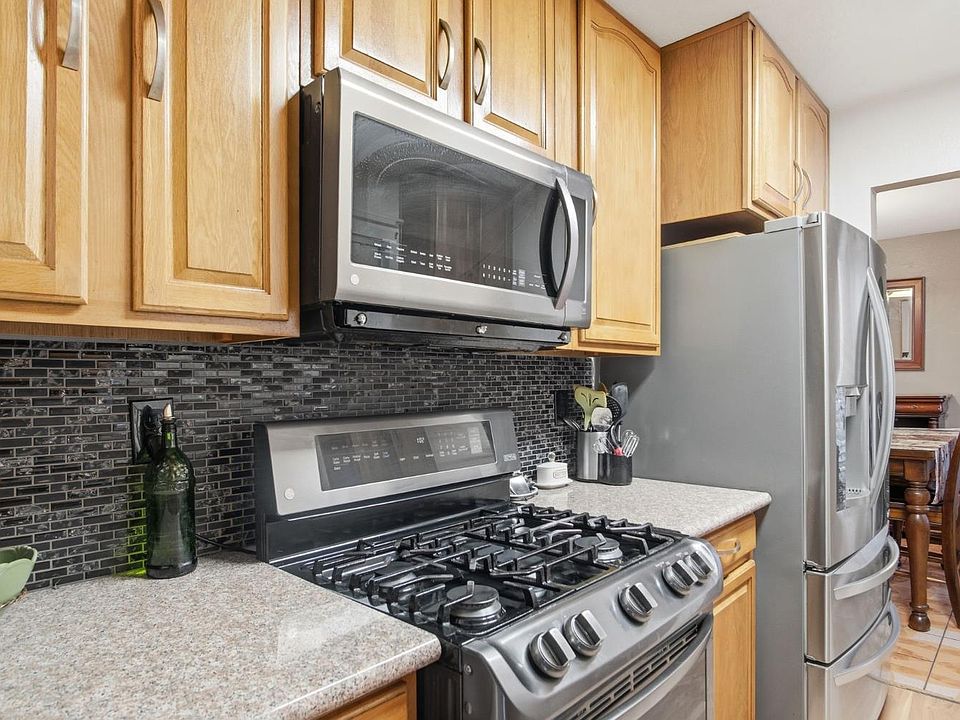 1st image of 1324 Conrad Way