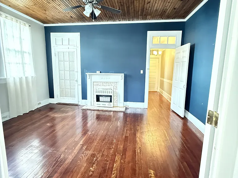 1135 Fern St #B — Photo 6