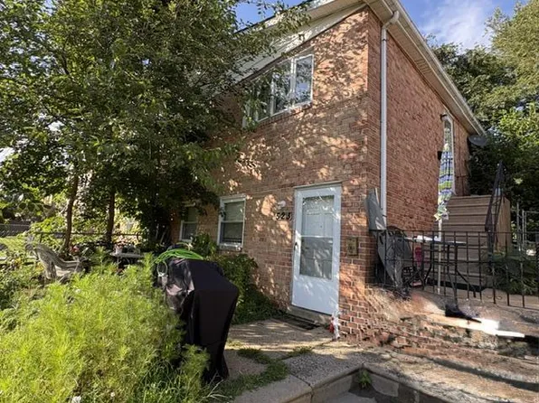 523 Foster St, Philadelphia, PA 19116