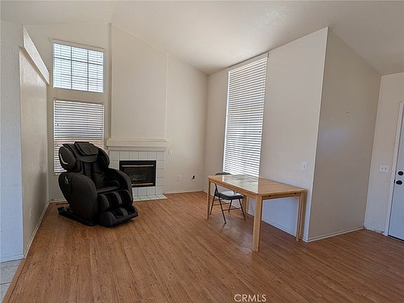 3rd image of 16362 Avenida De Loring