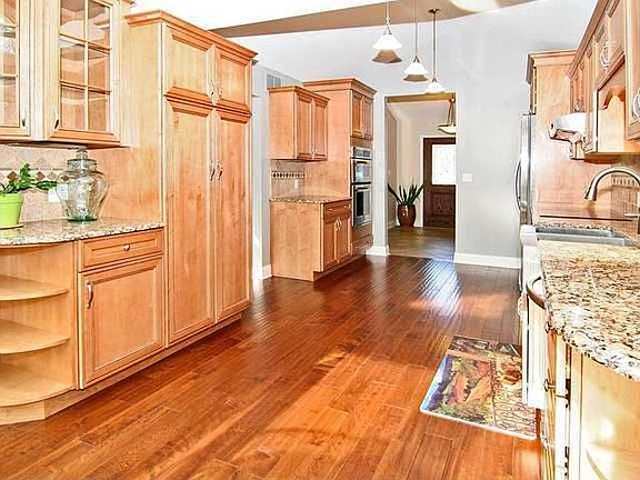 Beautiful Gourmet Kitchen  