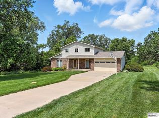 12606 Fairview Ct, Springfield, NE 68059