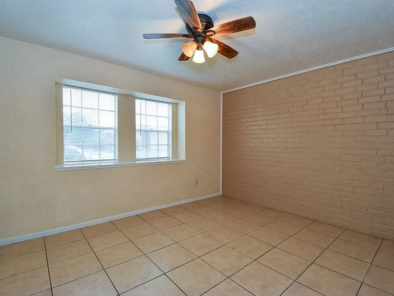 1512 Beaumont Rd — Photo 12