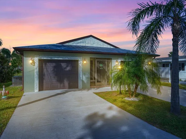 55 Golf Drive, Port St Lucie, FL 34952