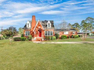 813 N Dixon St, Alma, GA 31510