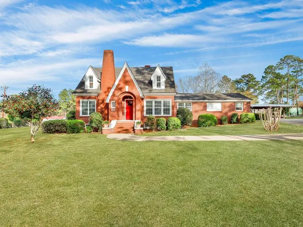 813 N Dixon St, Alma, GA 31510