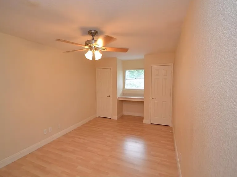 4306 Avenue A #115 — Photo 6