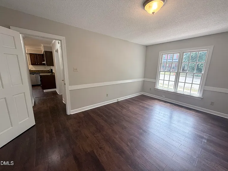 2900 Broadlands Dr — Photo 38