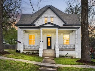 407 9th St, Monett, MO 65708