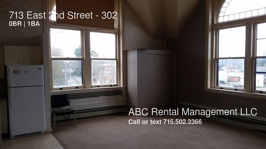 2nd image of 713 E 2nd St APT 302