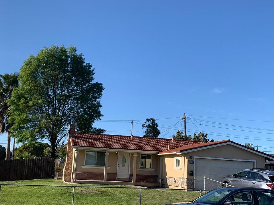 1st image of 2052 Jamaica Way