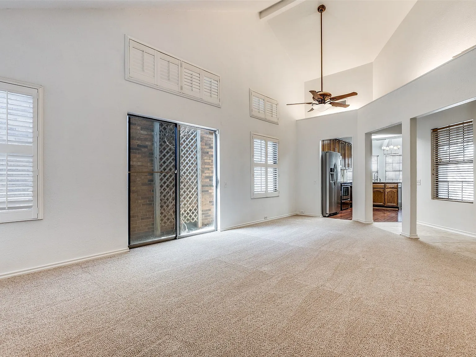 2 bed, 2.0 bath, 1268 sqft, $2,500 — Photo 4