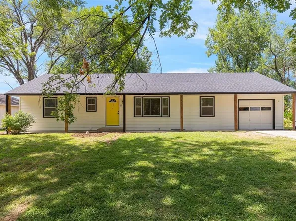 4234 N Cypress Ave, Kansas City, MO 64117