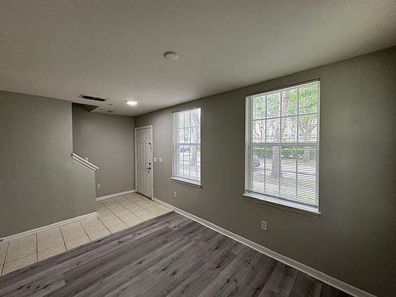 2nd image of 1000 Siena Park Blvd E