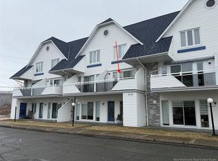 20 Du Bourg Ave #G, Edmundston, NB E3V 4C5