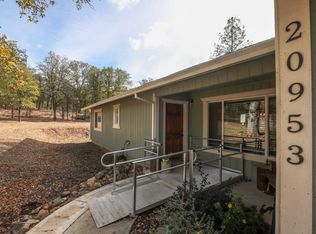 20953 Windsong Ln, Redding, CA 96003