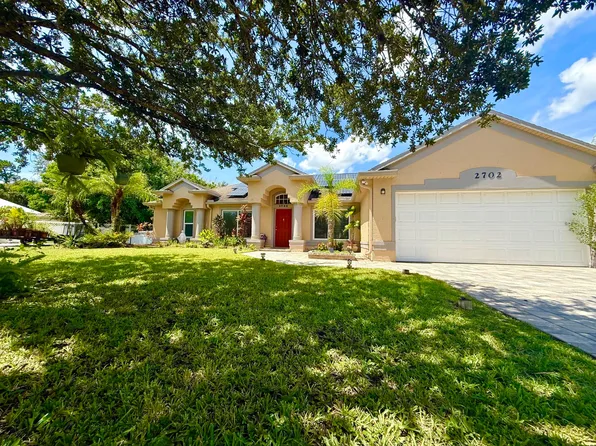2702 SERENITY Circle N, Fort Pierce, FL 34981