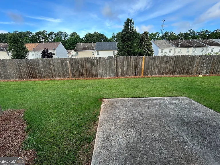3051 Kentmere Dr — Photo 19
