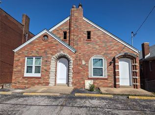 8703 Gravois Rd, Saint Louis, MO 63123