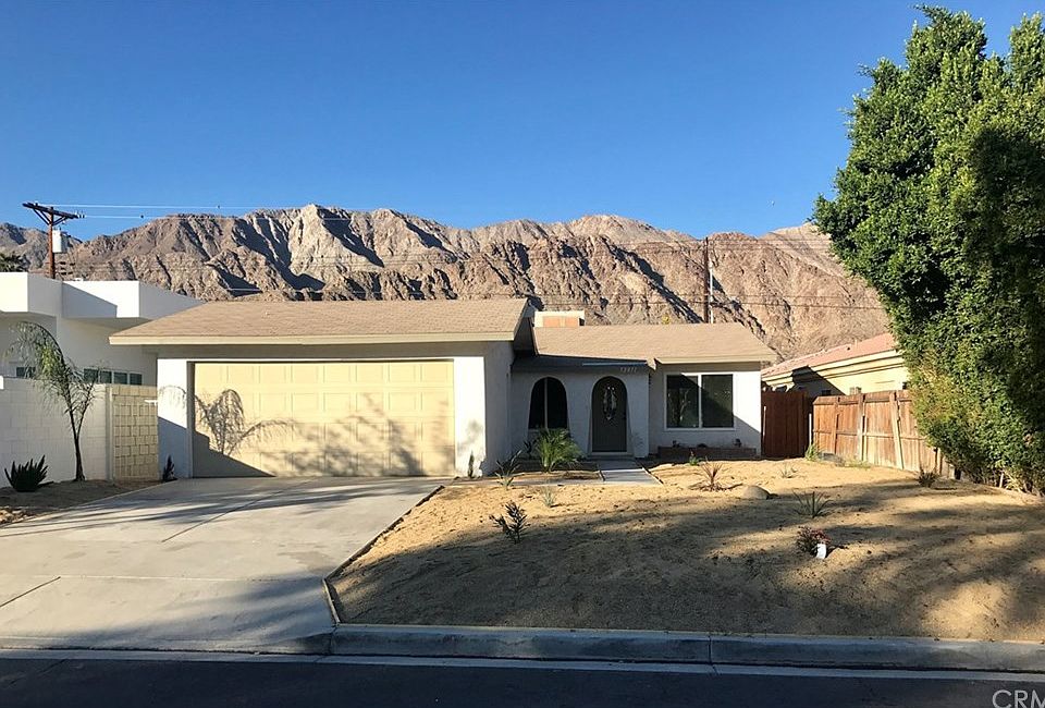1st image of 52071 Avenida Herrera
