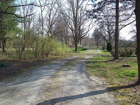 2nd image of 5290 E County Road 200 S