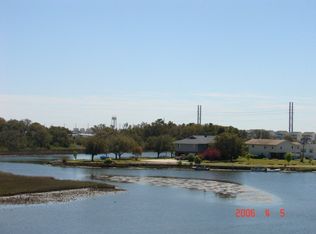 338 Sea Manor Dr, Surf City, NC 28445
