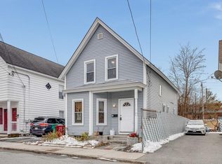 31 Burnside St, Lowell, MA 01851