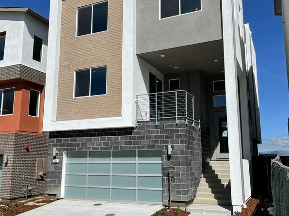 319 Agustin Narvaez St