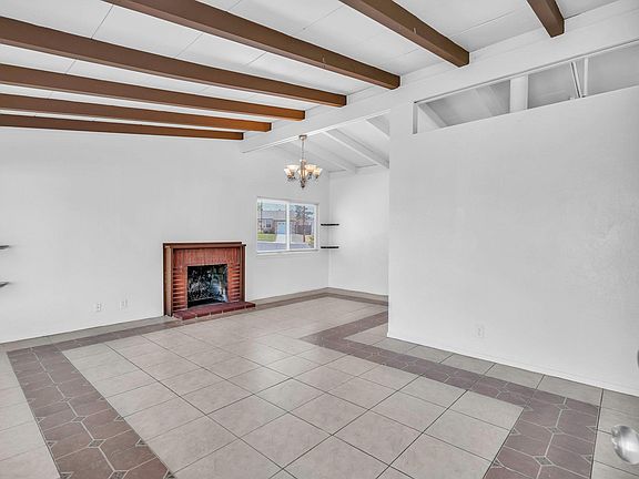 4th image of 2304 McGinley Ave